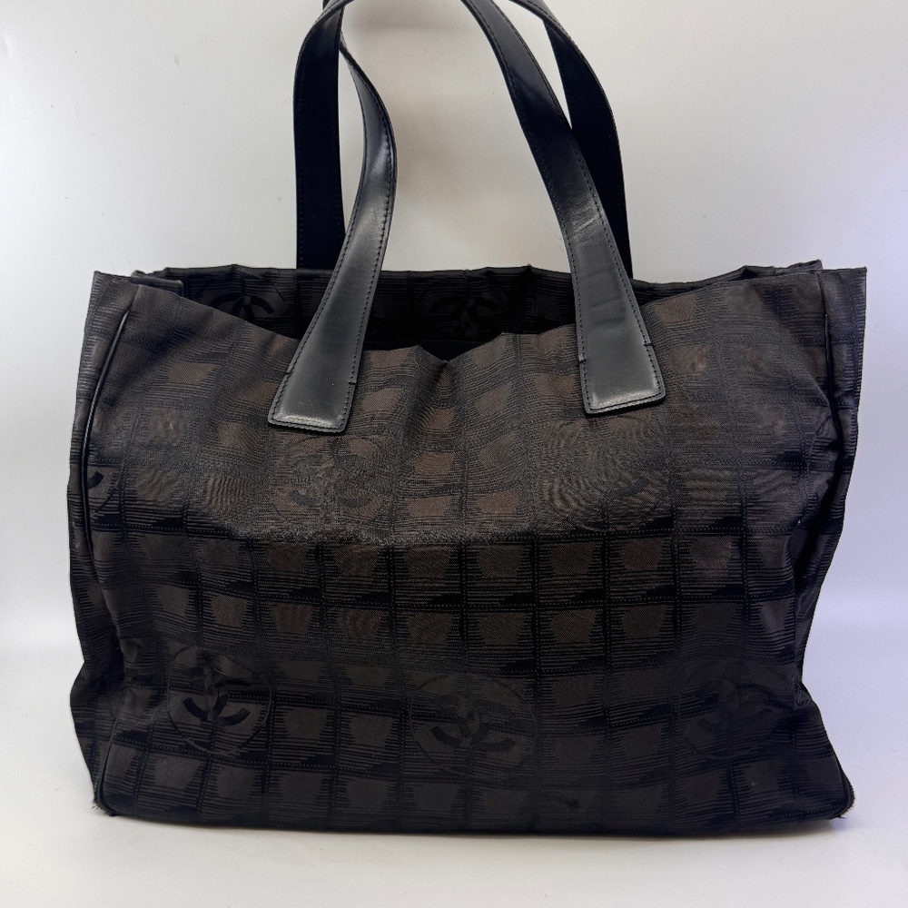 Authentic Women CHANEL Travel Line Tote Bag Black color Nylon